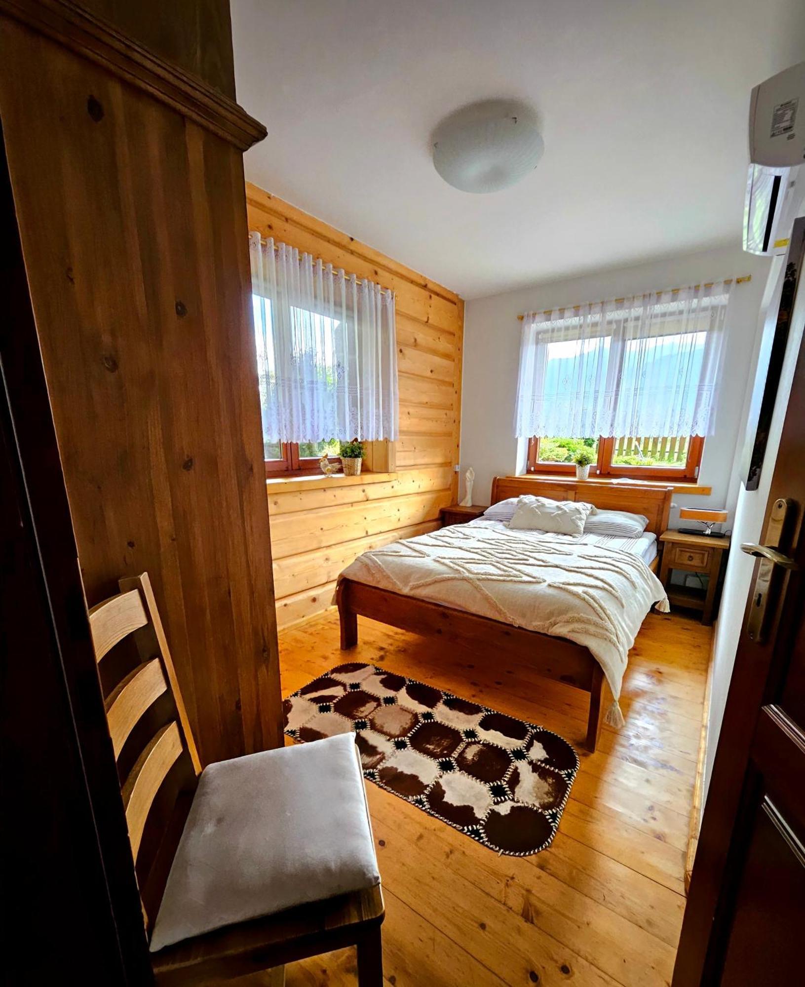 Apartament Z Widokiem Na Gory - Split Ac, Private Terrace, Private Parking Koscielisko Bagian luar foto